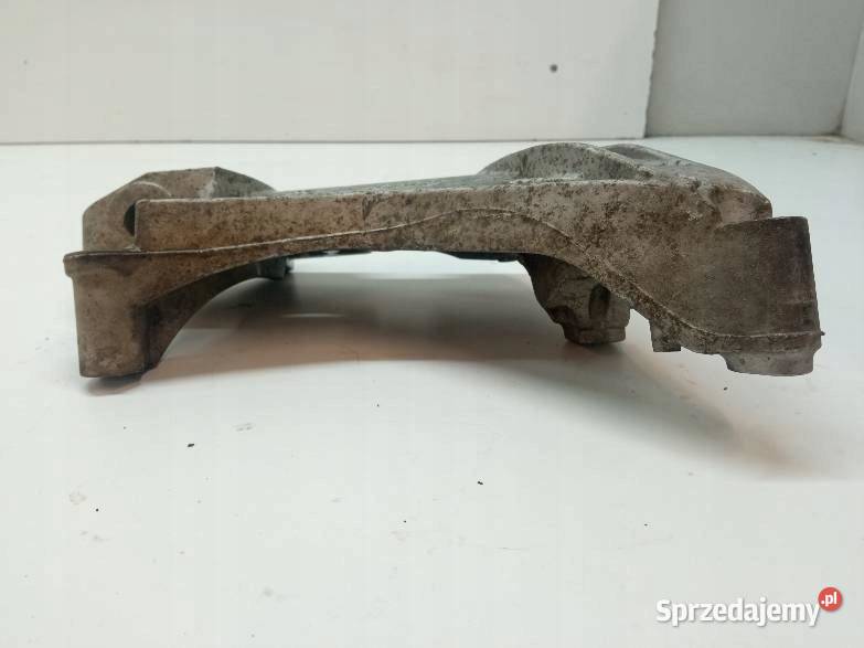 ŁAPA WSPORNIK 06J199207P 20 TSI TFSI Skoda