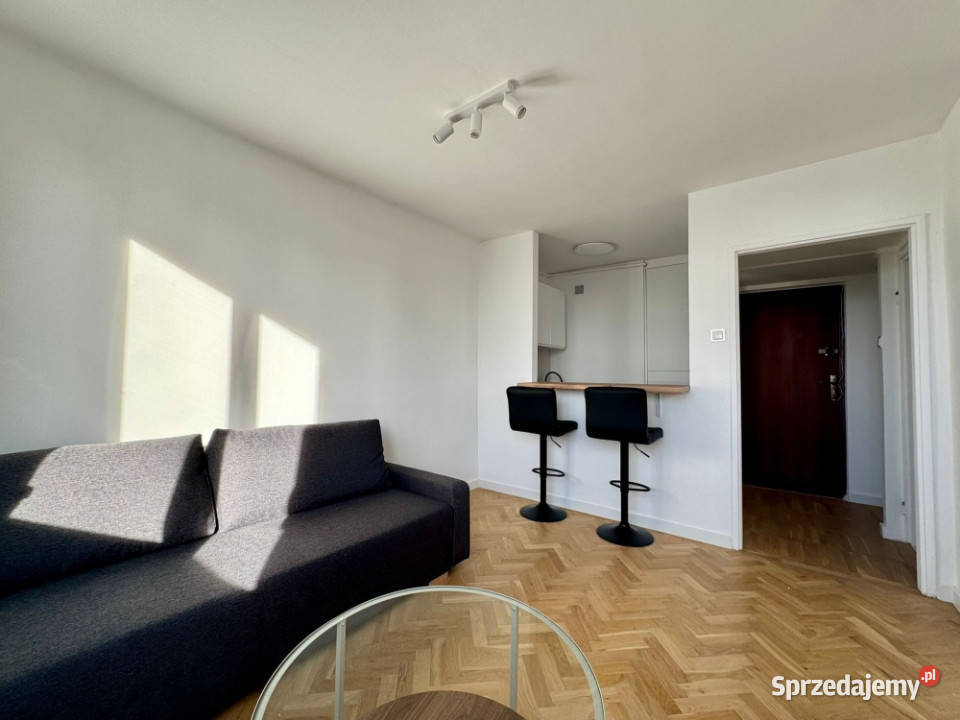 2 pokoje Hala Mirowska Rondo Onz 15 piętro Warszawa