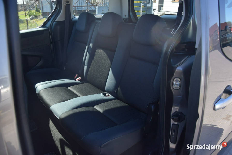 Peugeot Partner 16 HDI Berlingo Klima PDC Majdan Sieniawski