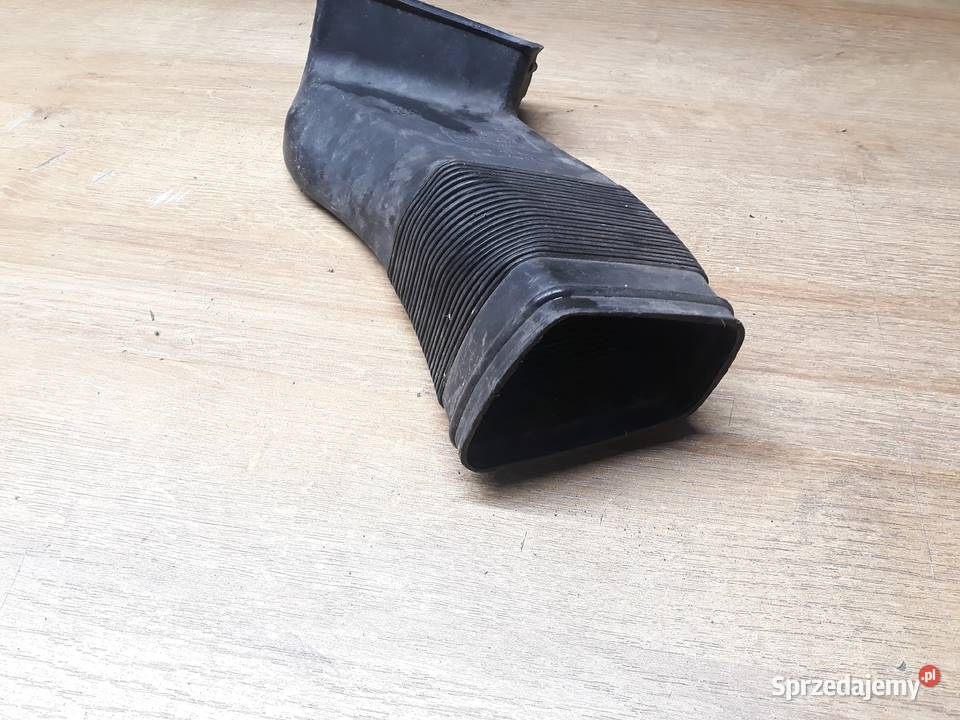 VW PASSAT B5 RURA DOLOT POWIETRZA 8D0129617E osobowe Międzychód