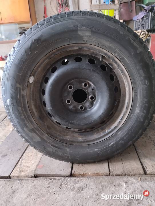 Opony zimowe z felgami 21565 r 16 Toyo Mokrsko sprzedam