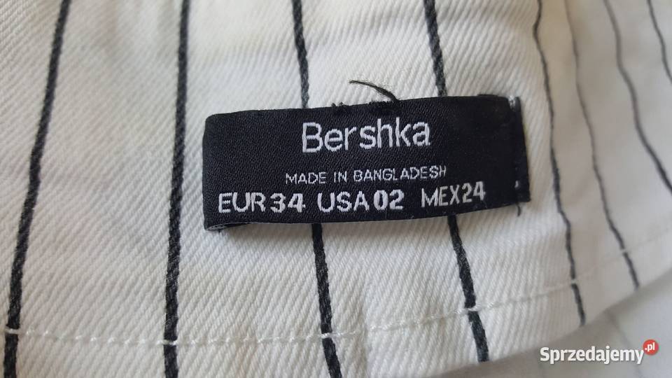 Krótkie spodenki w paski Bershka EU34 Bershka małopolskie Kraków