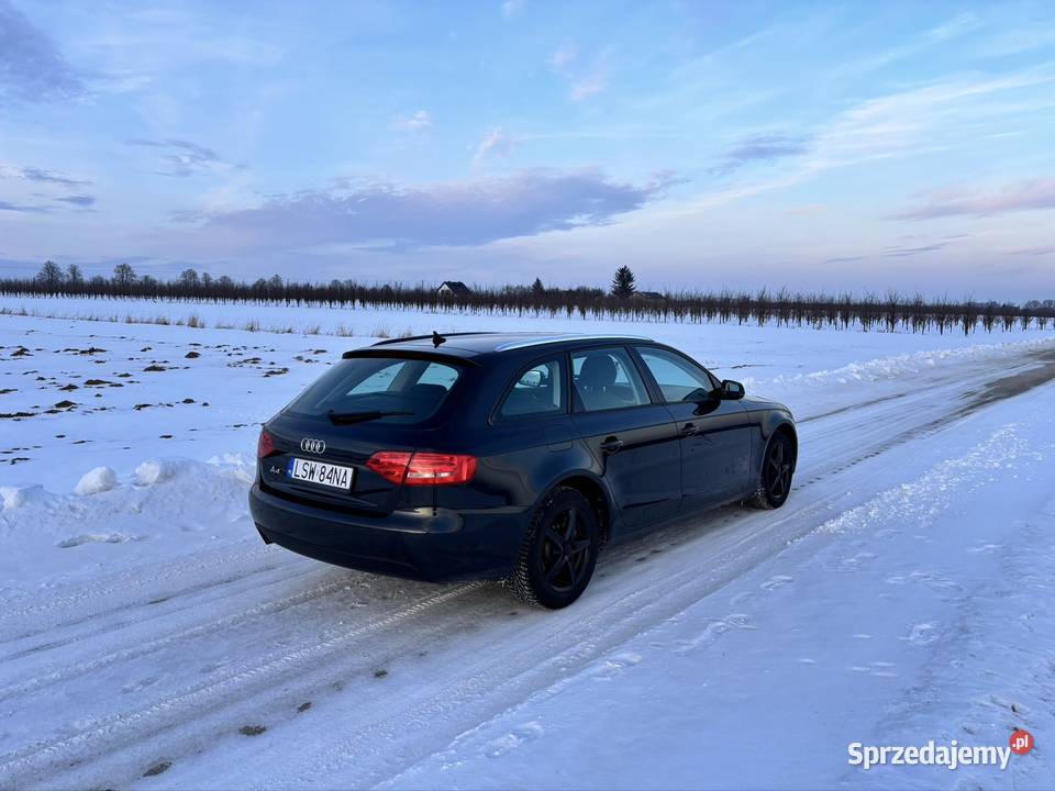 Audi A4 B8 2010r 20TDI 237 światła do jazdy dziennej A4 Piaski