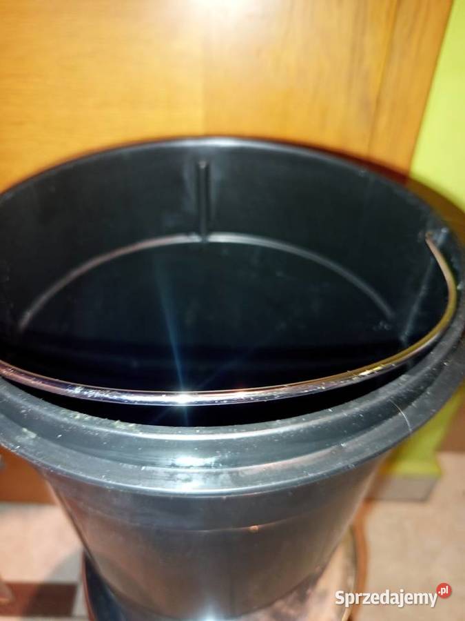 stalowy kosz na śmieci Warszawa
