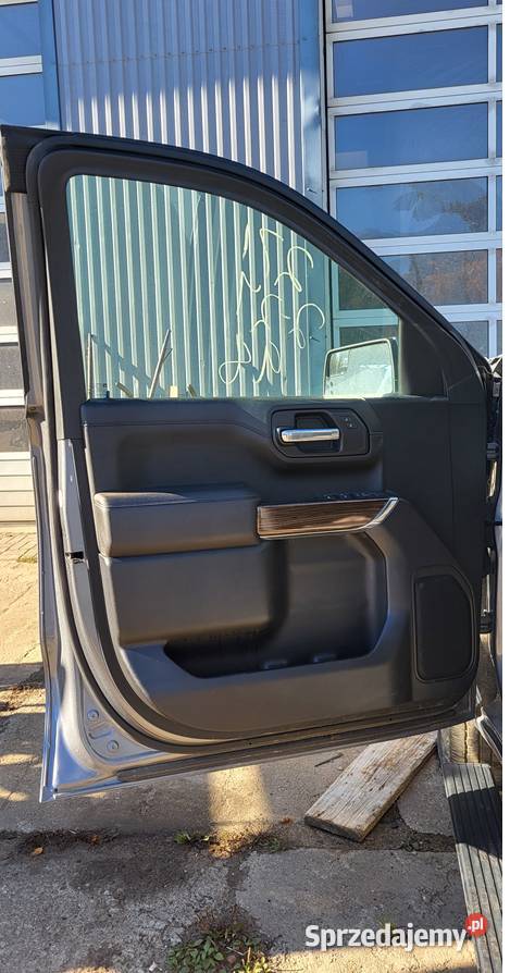 DRZWI CHEVROLET SILVERADO 1500 2020 osobowe