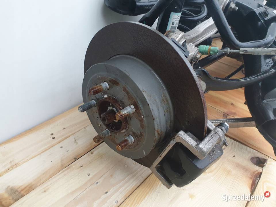 Dodge Challenger 36 V6 15 TYLNE ZAWIESZENIE TYŁ Belki zawieszenia Rudka