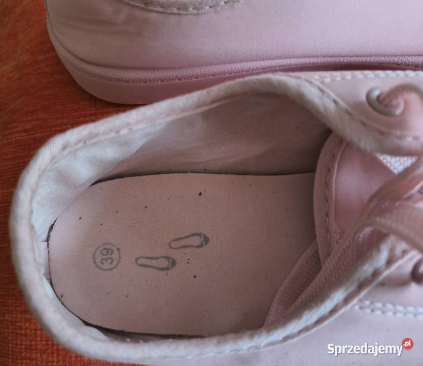 Tenisówki blady róż pomorskie Gdańsk