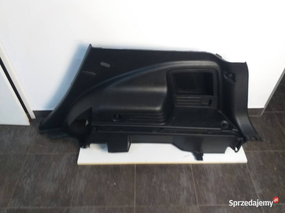 PRAWY BOCZEK BAGAZNIKA HYUNDAI IX35 0915 Skierniewice