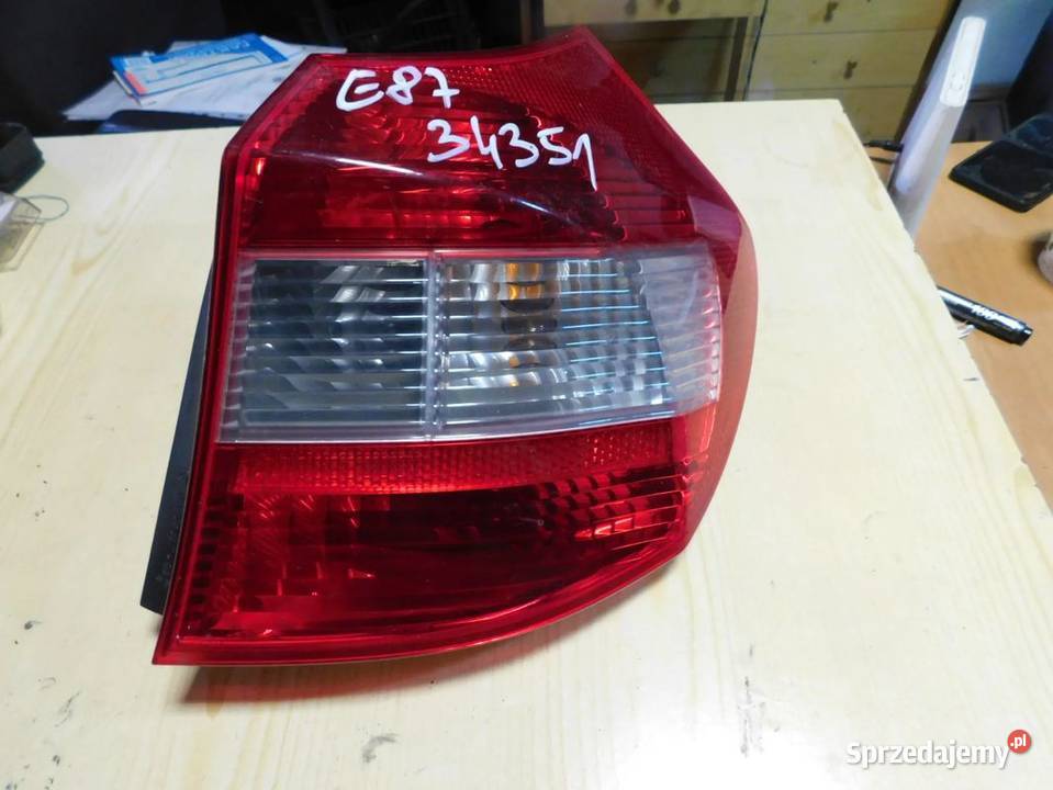 BMW E87 lampa prawa 34351 WYSYŁKA Motoryzacja Żory