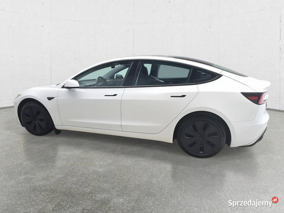 Tesla Model 3 Model 3 Komorniki