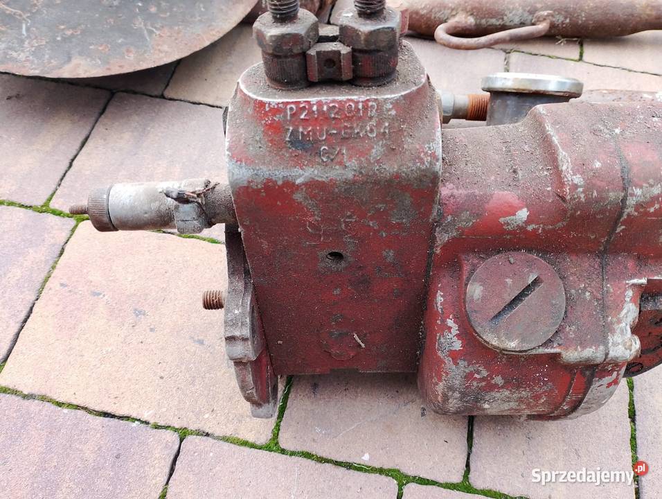 Pompa paliwa ursus C325 c328 Piszczac