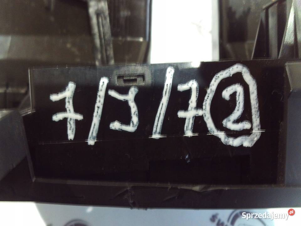 OPEL ANTARA 08r ramka kratka nawiewu 20785509 Kielce sprzedam