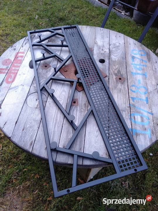 Wieszak ścienny metalowy nowoczesny duży warmińsko-mazurskie