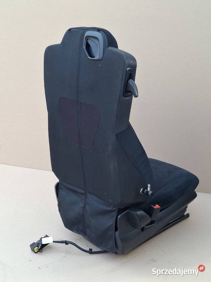 MERCEDES ACTROS MP4 FOTEL KIEROWCYWENTYLOWANY Bieleń