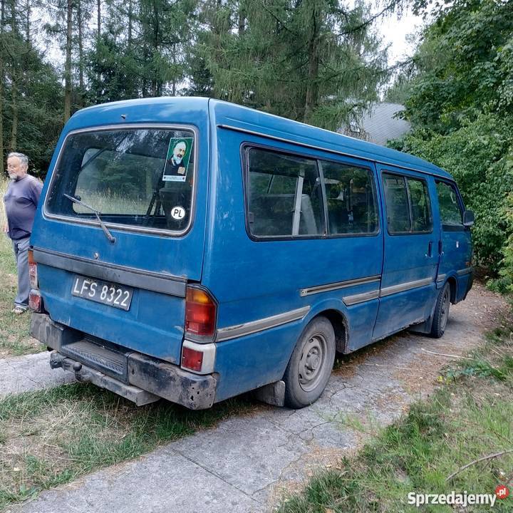 Mazda e2000 9osobowa wersja large niebieski Pozostałe łódzkie Pabianice
