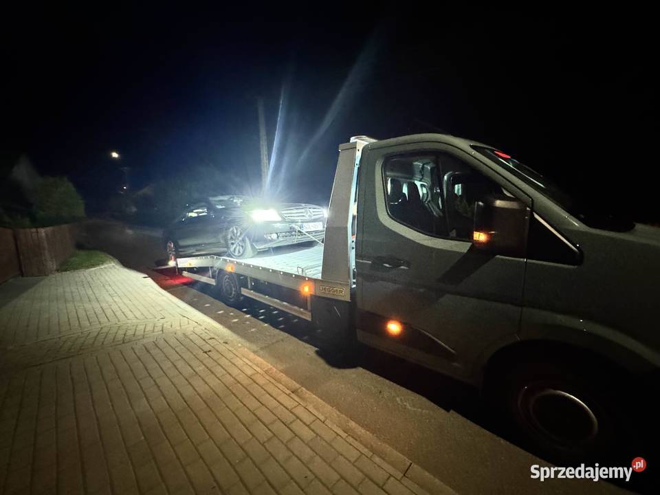 Pomoc drogowa transport autolaweta Myszyniec Stary