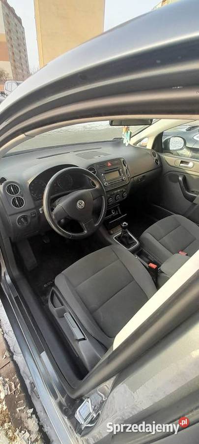 Sprzedam samochod Golf Plus 16 MPI benzgaz Radom