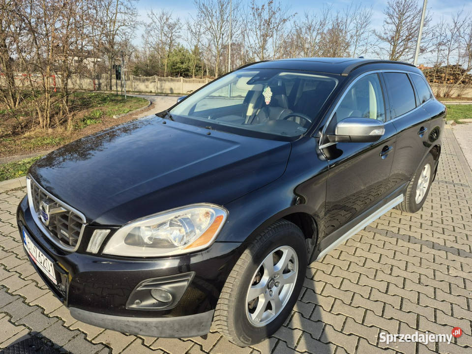 Volvo XC 60 24 dizel 5 cilindry automat skóra komputer pokładowy lubelskie Drelów sprzedam