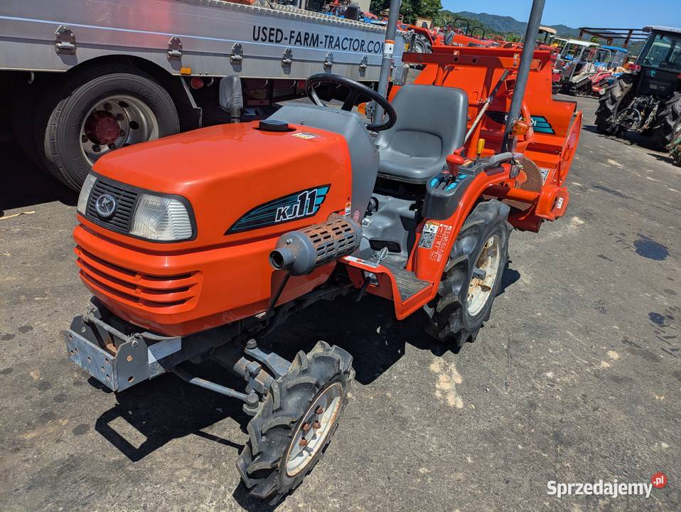 Traktor Kubota KJ11D Skała