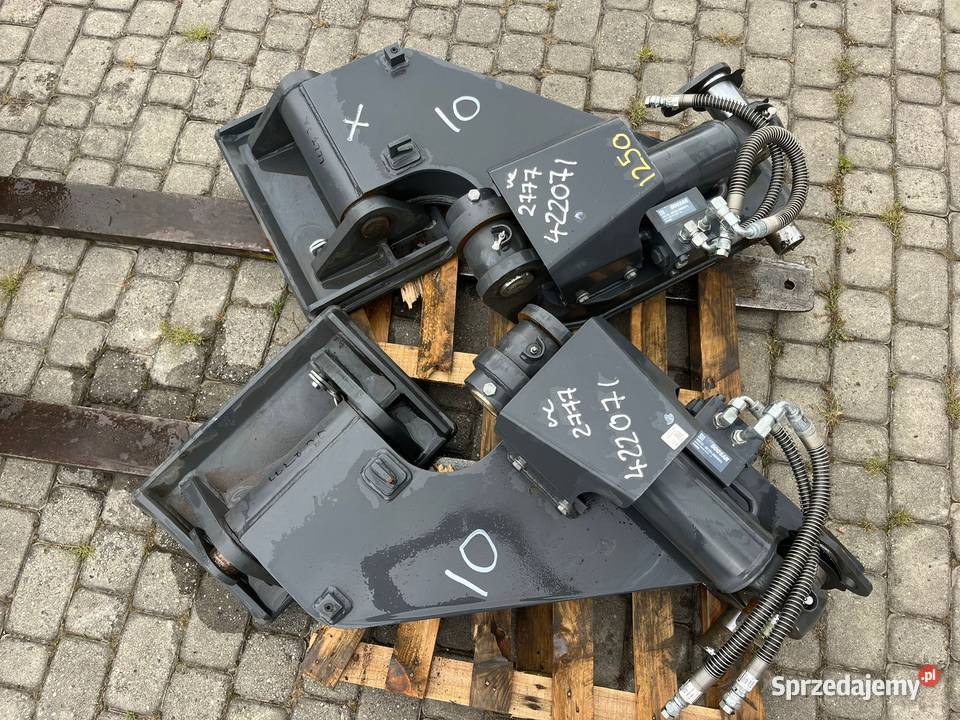 Podpory łapy stopy nogi hydrauliczne do koparki Rok produkcji 2024 Maków Podhalański sprzedam