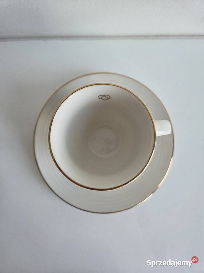 2 białe filiżanaki ze spodkami na espresso Filiżanki i spodki sprzedam