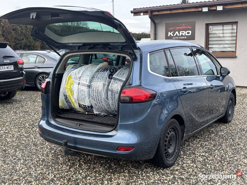 Opel Zafira Paniówki