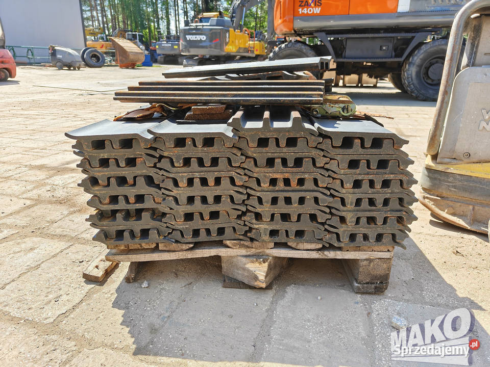 NOWE klepki płyty gąsienic 60 600mm Rozstaw śrub Gąsienice świętokrzyskie Ostrowiec Świętokrzyski