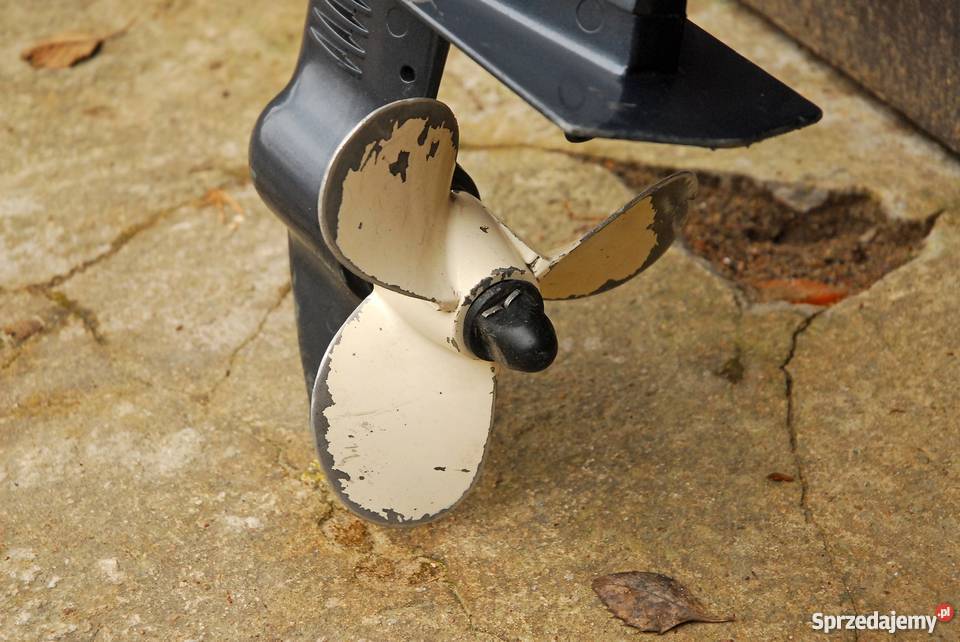 Silnik zaburtowy dwusuw YAMAHA 5 Pozostałe Mikołajki