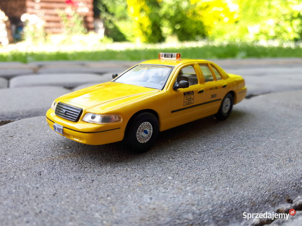 Ford Crown Victoria NYC Taxi 143 małe tablice Modelarstwo podkarpackie sprzedam