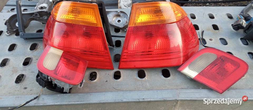 Lampa tył prawa lewa bmw e46 sedan przedlift 5d
