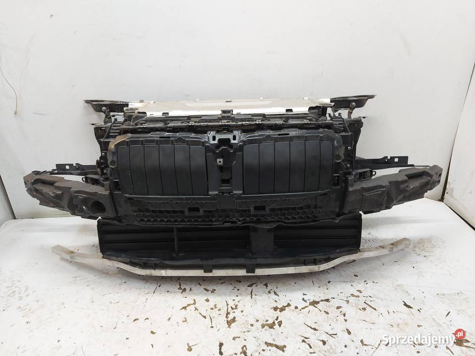 BMW G23 G22 M440i Cabrio 30 B Pas przód