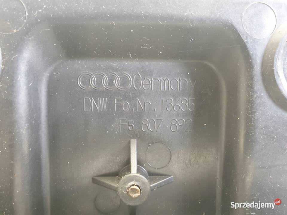 Audi A6 C6 sedan ŚLIZG ZDERZAKA prawy tył Pozostałe Rudka