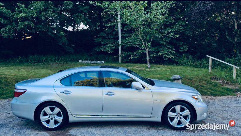 Lexus LS460