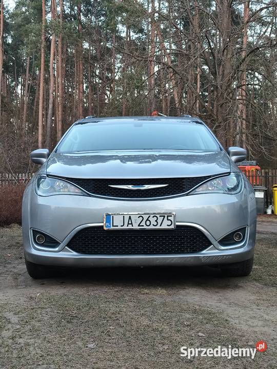 Chrysler Pacifica 2018 r 8 osob 275000km Pułtusk