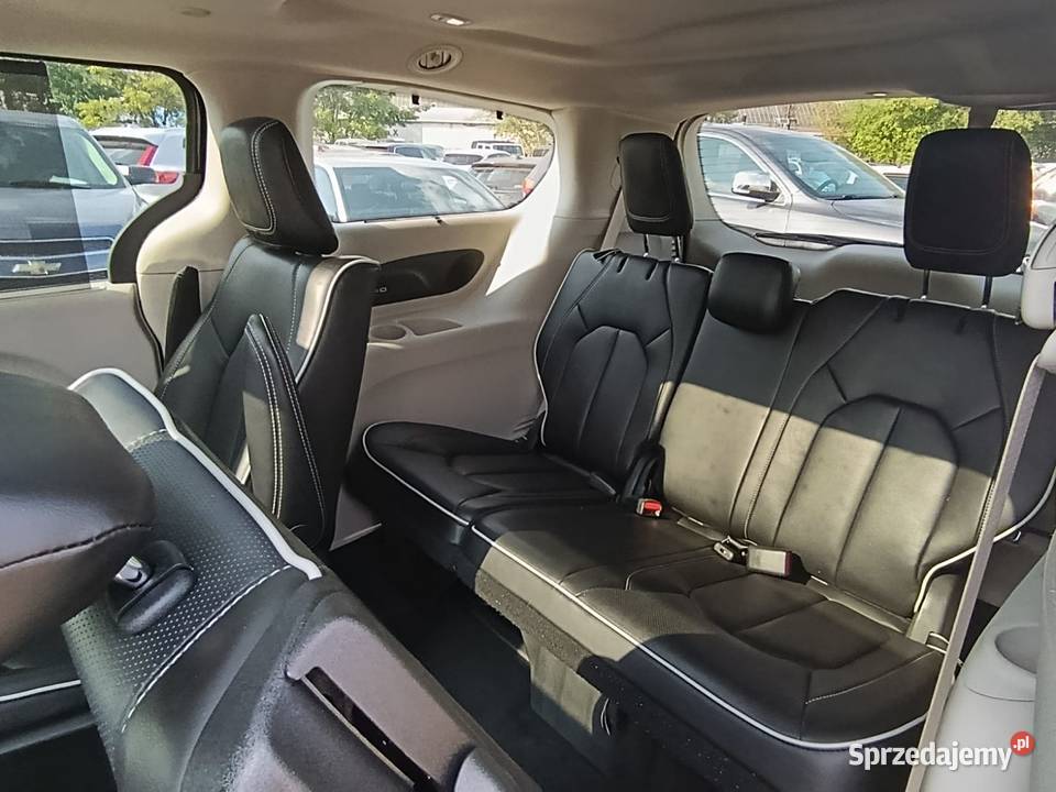 Limited PlugIn Hybrid Automat Niski przebieg 2 X sprzedam