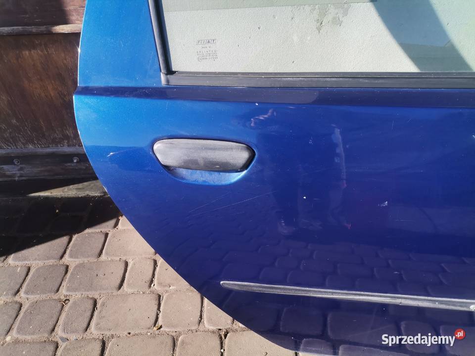 DRZWI PRAWY TYŁ FIAT PUNTO 2 5D KOLOR 498 Drzwi Nowy Sącz
