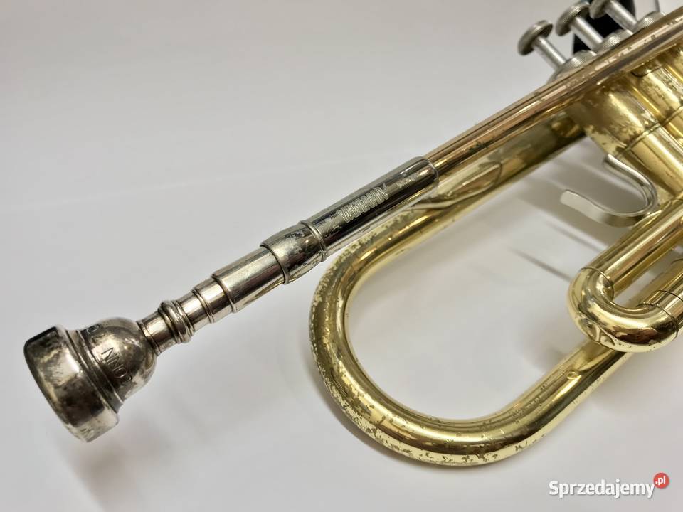 Yamaha YTR2320E trąbka Bb komplet futerał ustnik Instrumenty dęte Warszawa
