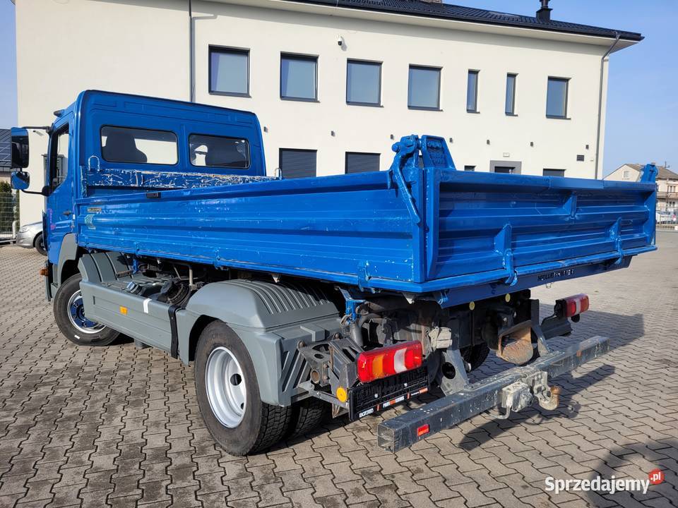 MERCEDESBENZ ATEGO 821 Wywrotka Trójstronna