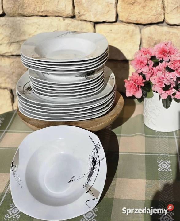 159 Zestaw 18 sztuk talerzy ślaczki Zabrze