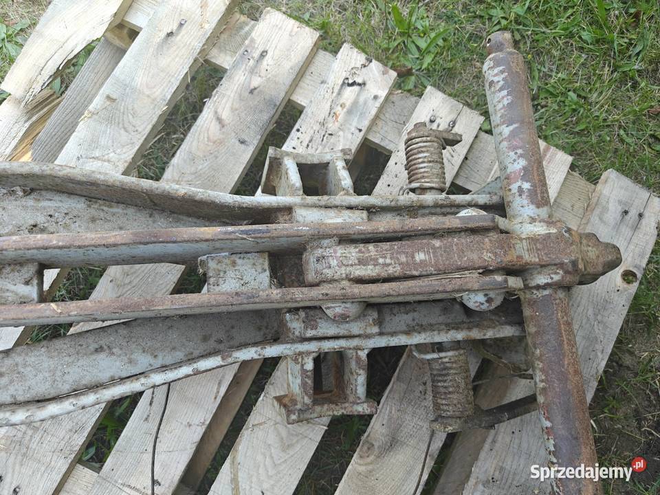 Ursus c335 c330 zaczep dolny Przytyk sprzedam