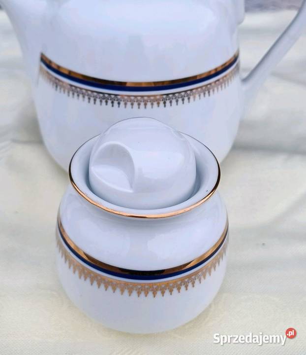 Piękny serwis kawowy Karolina porcelana PRL Kołobrzeg