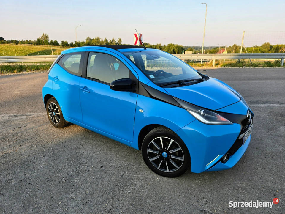Toyota Aygo Toyota Aygo 10 Wave 2 fabryczny