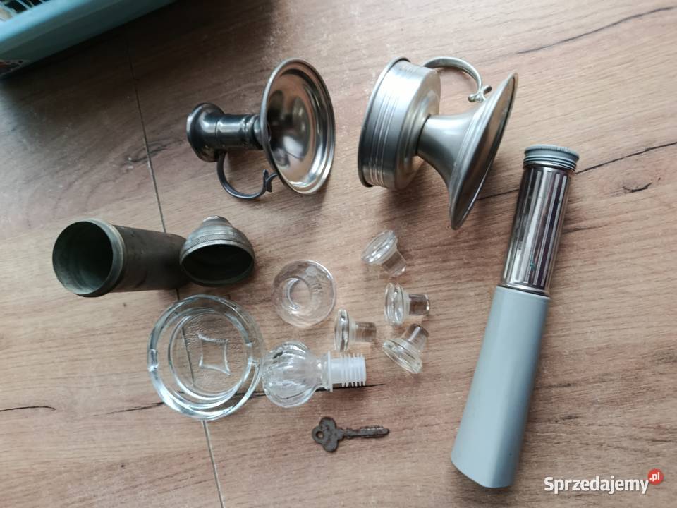 Sprzedam różności 4 korki szklane świeczniki 1 Choszczno