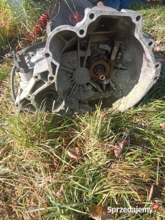 nissan skrzynia Rok produkcji 1998 Puńsk