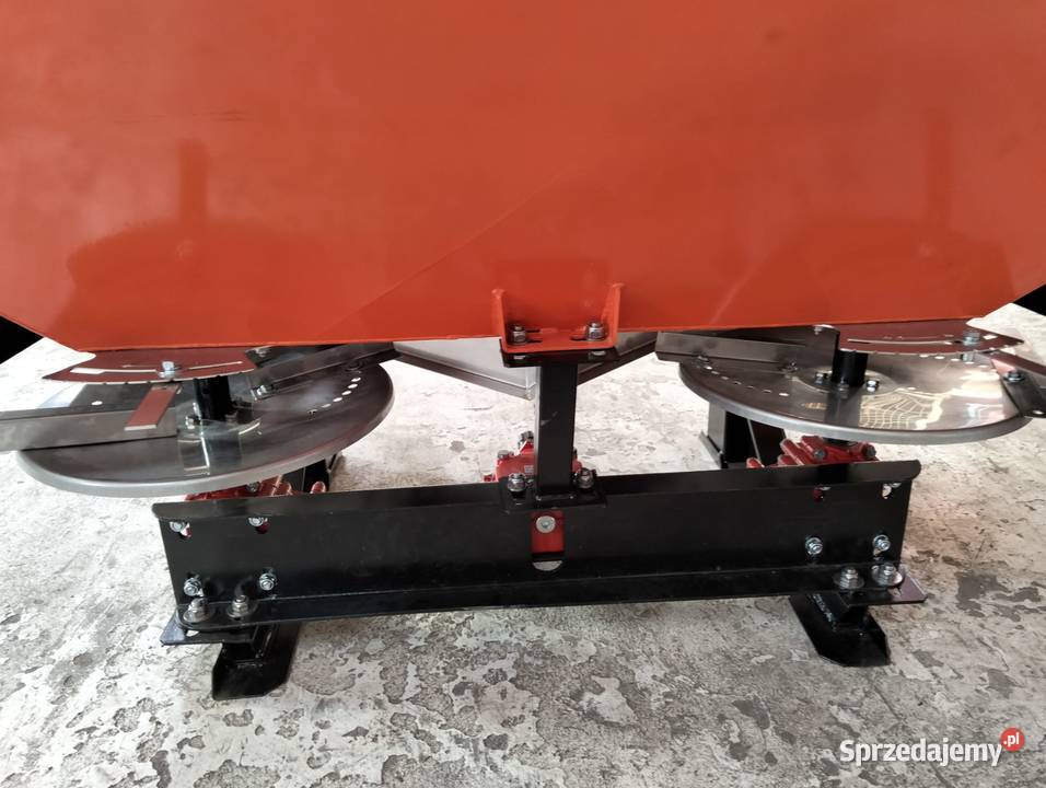 Rozsiewacz dwutalerzowy 600l i 400l