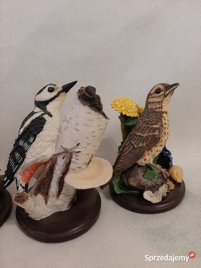 Figurki ptaków z kolekcji The Country Bird Porcelana i szkło Inowrocław
