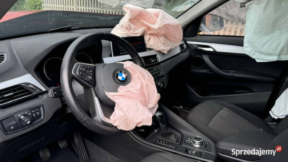 BMW X1 15i 136 118i Advantage sDrive18i PALI