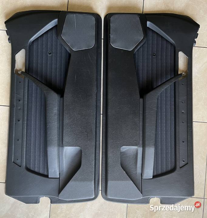 Mercedes W124 Coupe Tapicerka Fotele Kanapa Kłomnice sprzedam