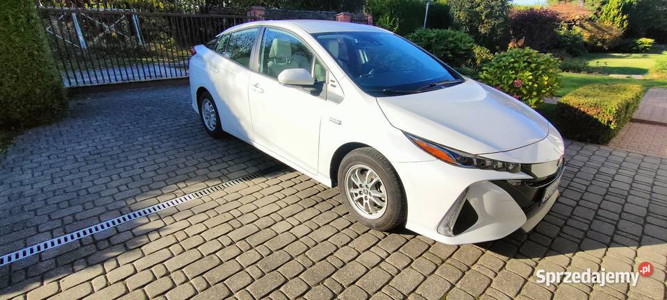Sprzedam Toyota Prius PlugIn Hybrid