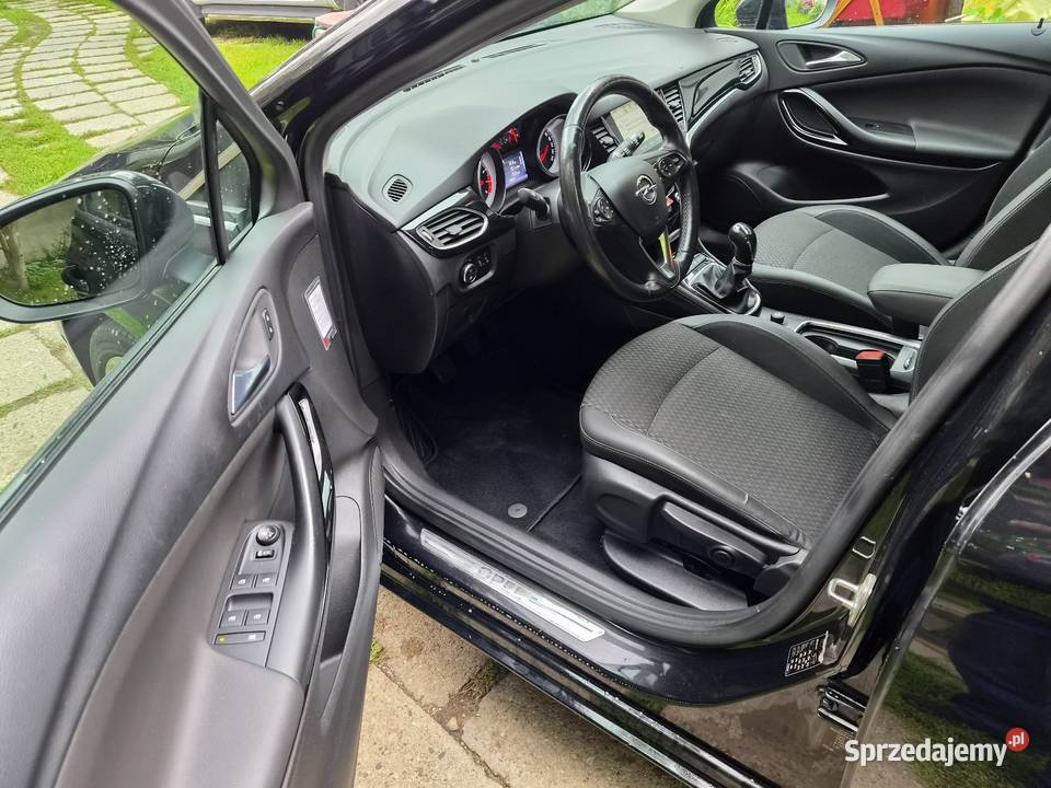 Opel Astra Sports Tourer 1 4T 150 super 96 VAT marża Skierniewice